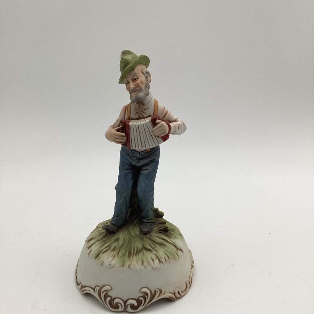 Vintage Porcelain Figurine‎ Old Man With Accordion Hand-Painted 7.5  Inches Tall